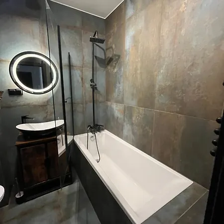 Apartament Industrial Designer Style 5 Persons 24 7 Check In