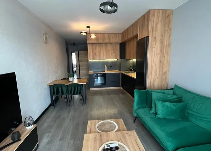 Industrial Designer Style 5 Persons 24 7 Check In Apartman *