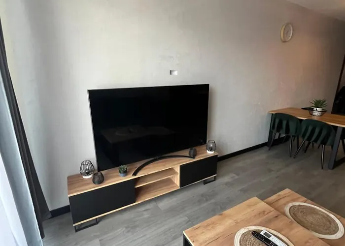 شقة Industrial Designer Style 5 Persons 24 7 Check In وارسو