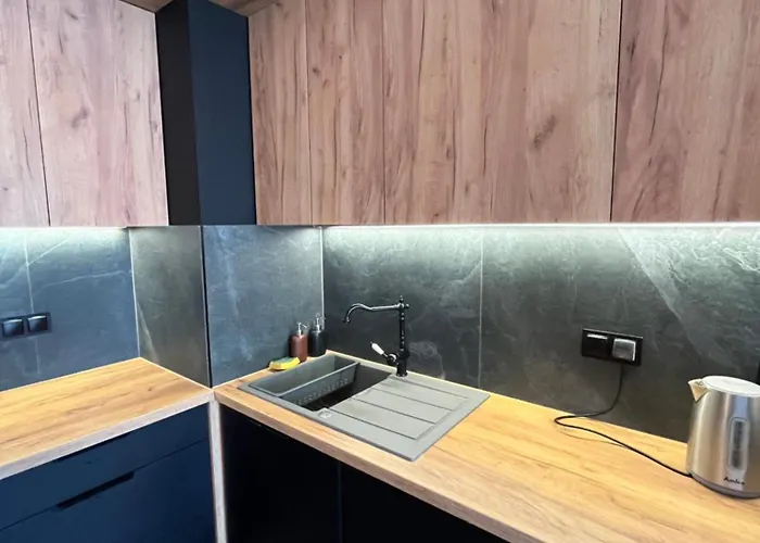 شقة Industrial Designer Style 5 Persons 24 7 Check In