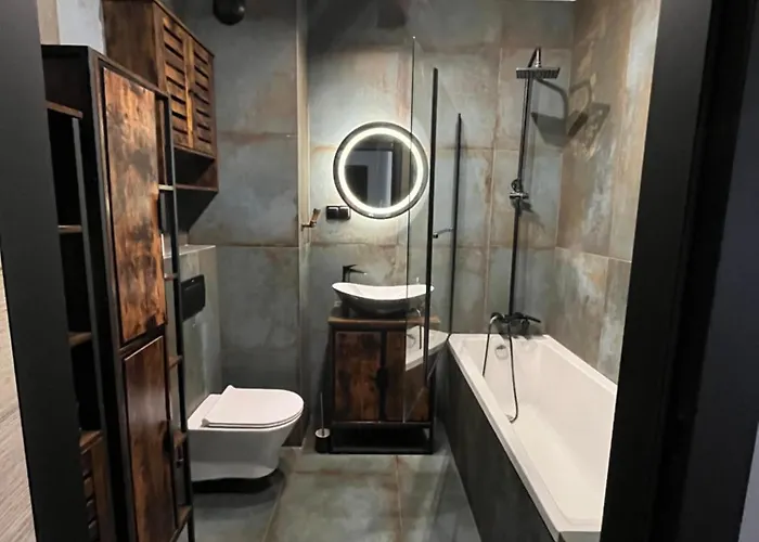 Industrial Designer Style 5 Persons 24 7 Check In *